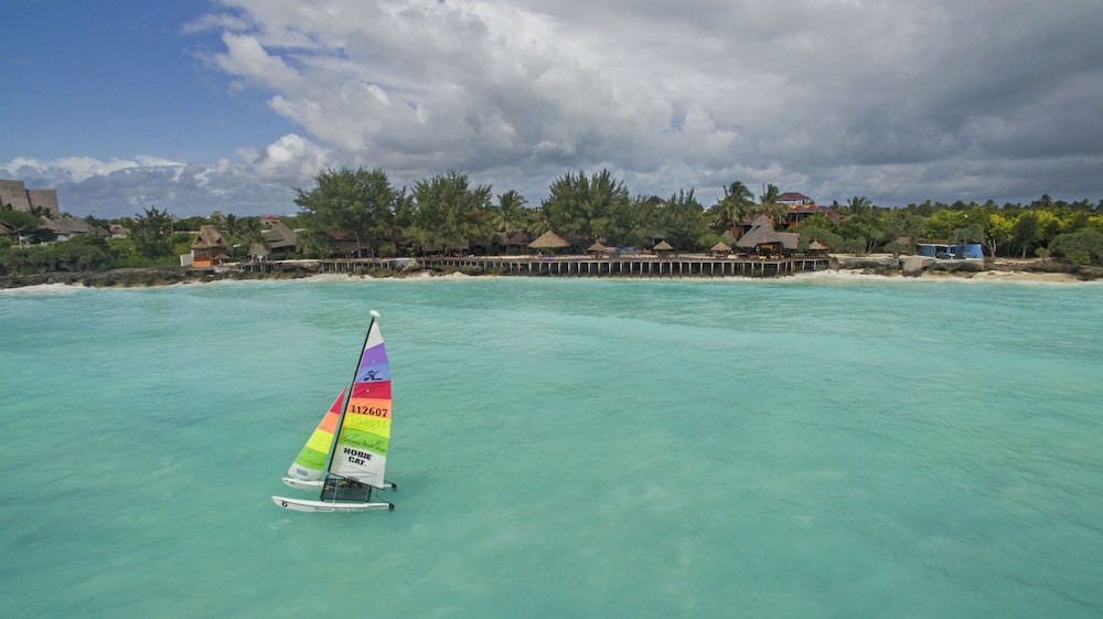 Mnarani Beach Cottages