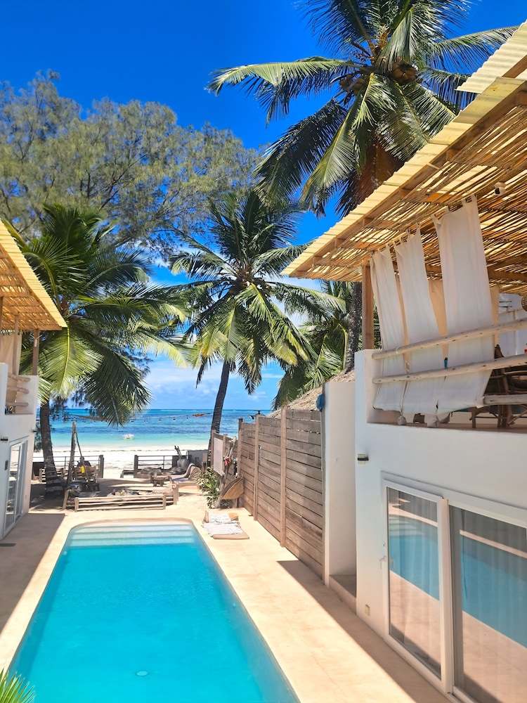 Boho Boutique Hotel - Beachfront , Adults Only , Private Pool