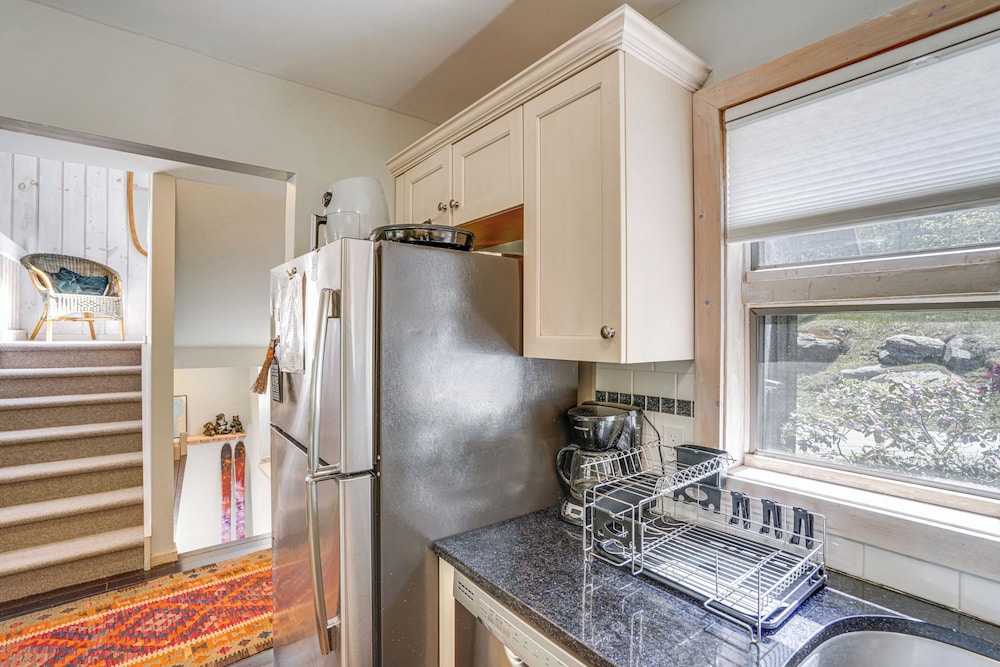 Ski, Hike & More: Year-round Gem in Windham