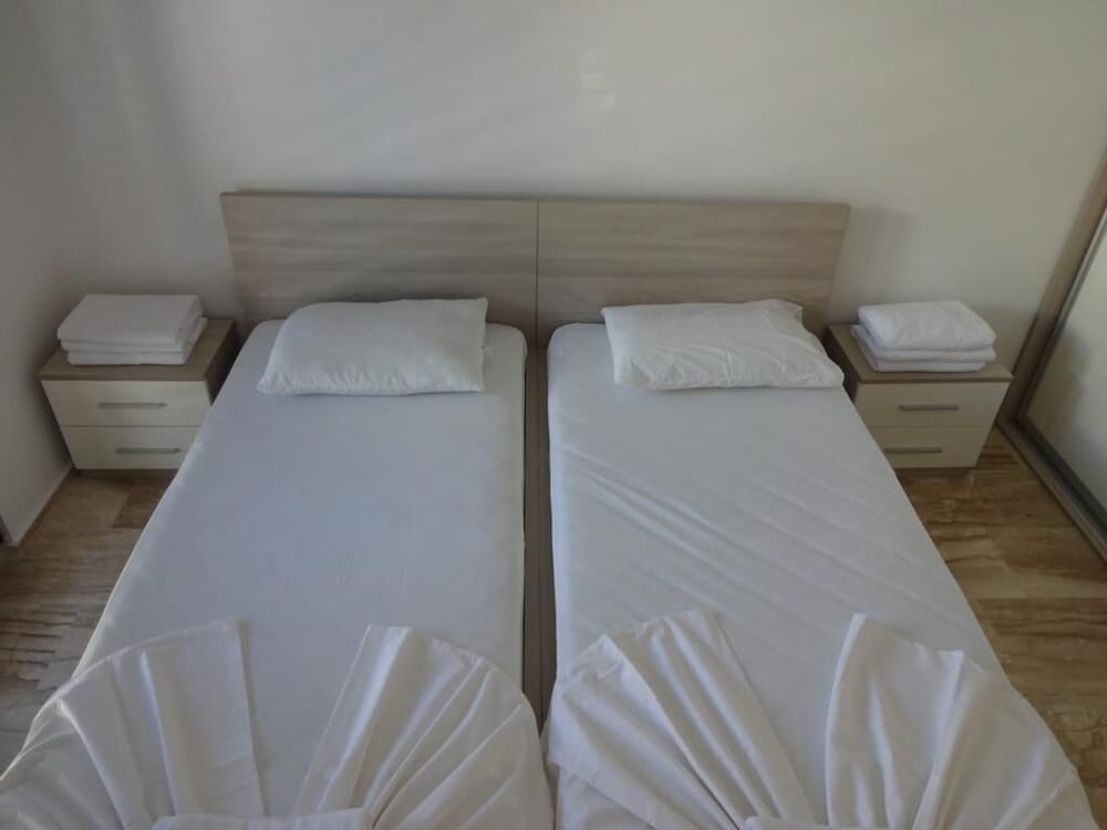Family Apartments Budva view 2