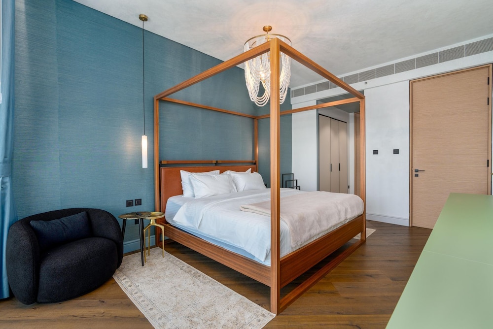 2BR 2502 Jumeirah Gate 1