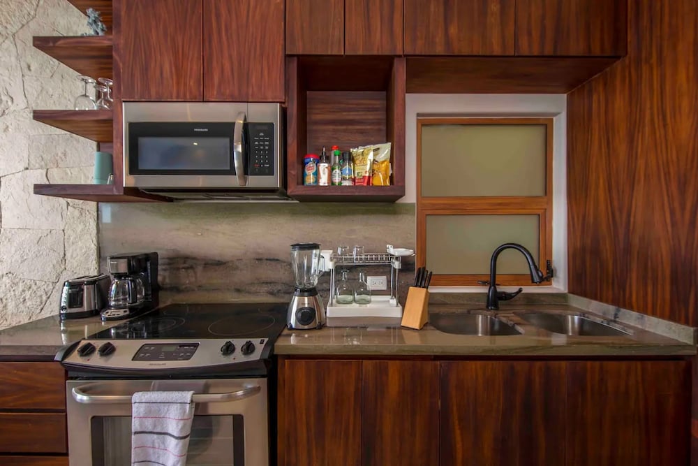3BD Soleado Ocean Views Pool Resort Beach