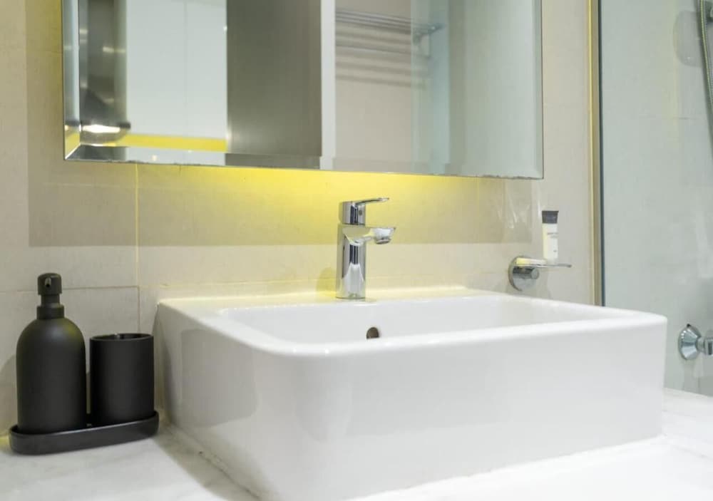 Luxurious Studio in Damac Maison Prive