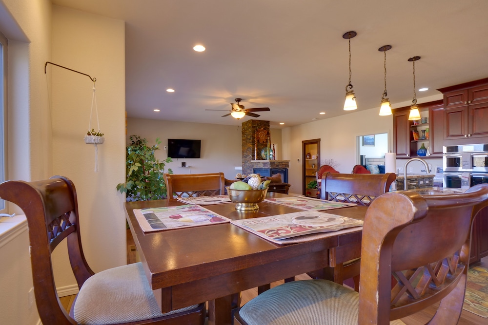 Spacious Como Vacation Rental w/ Mountain Views! view 2