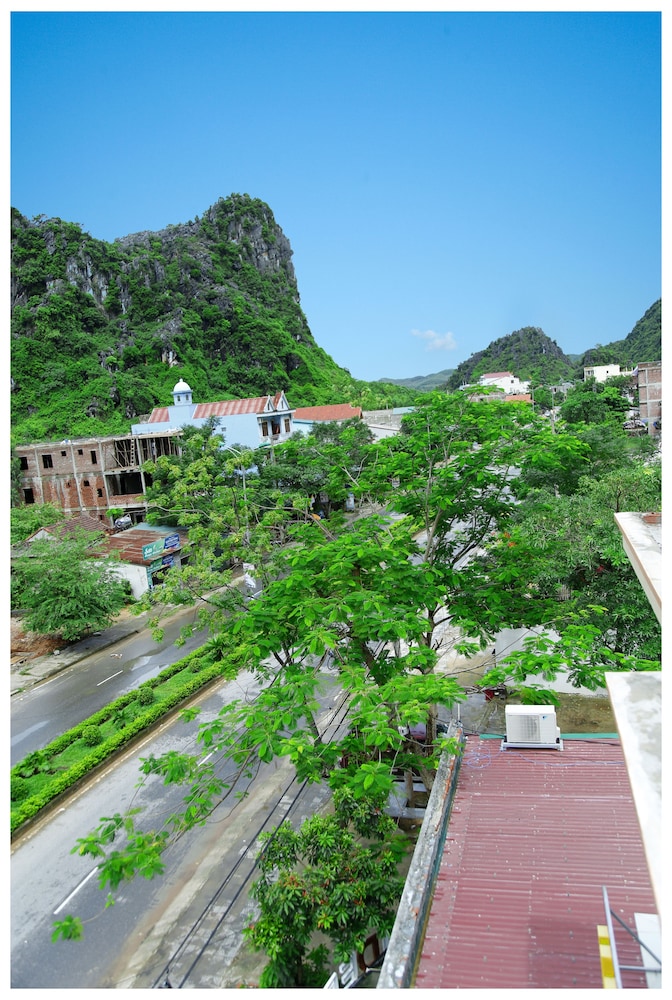 Hoan Chau Homestay - Hostel