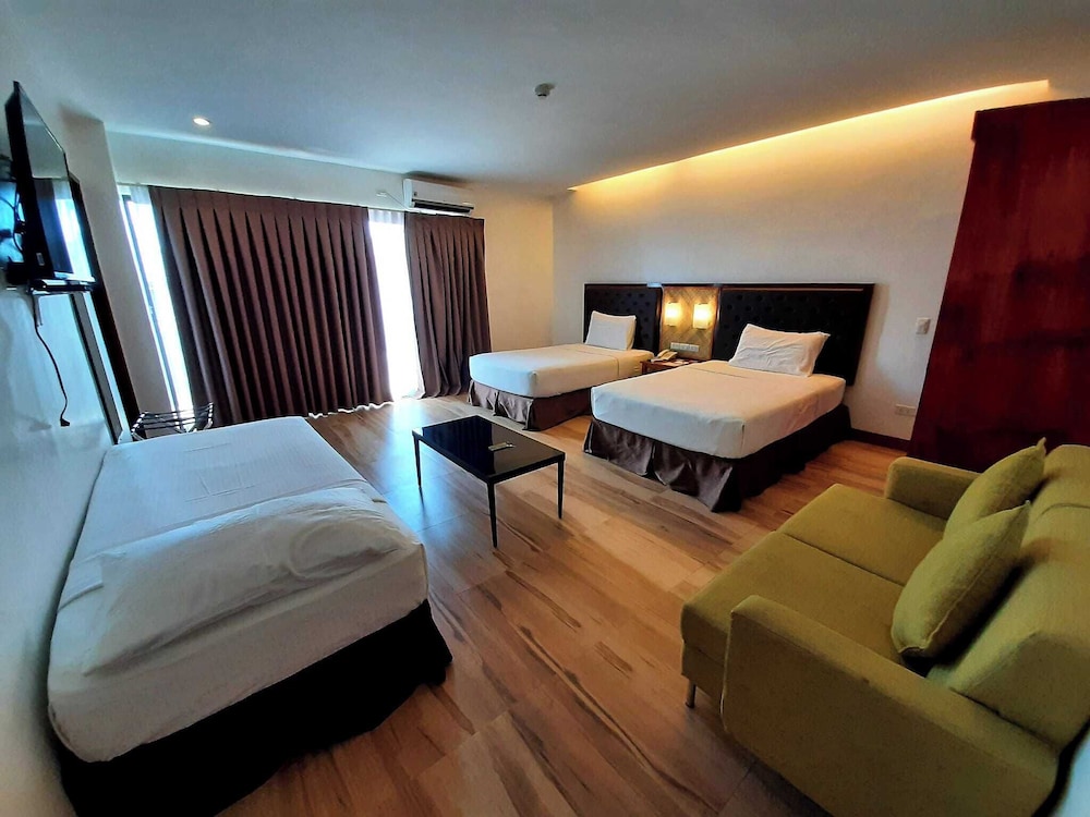 Aozora Seaside Mactan