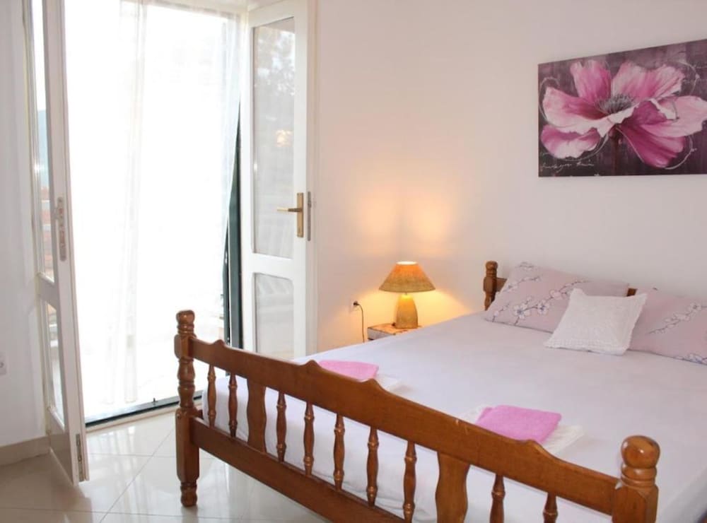 City & Sea Escape A Perfect Stay in Herceg Novi