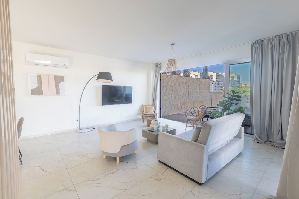 Protaras Mythical Blue Villa MB3