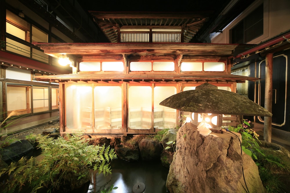 Yudanaka Seifuso