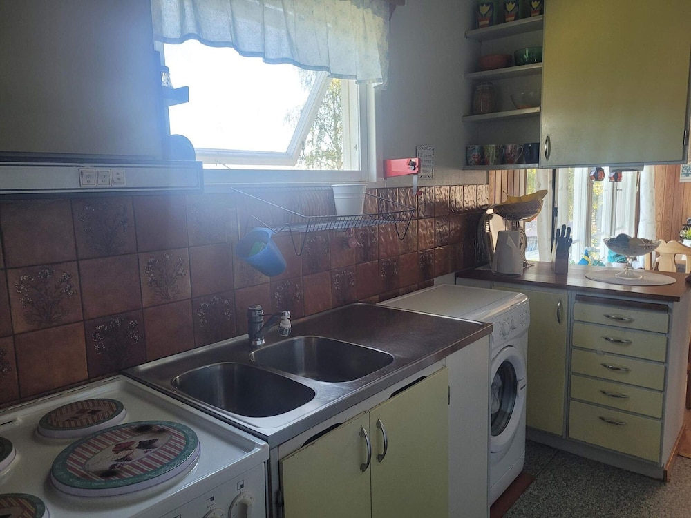 7 Person Holiday Home in KIL