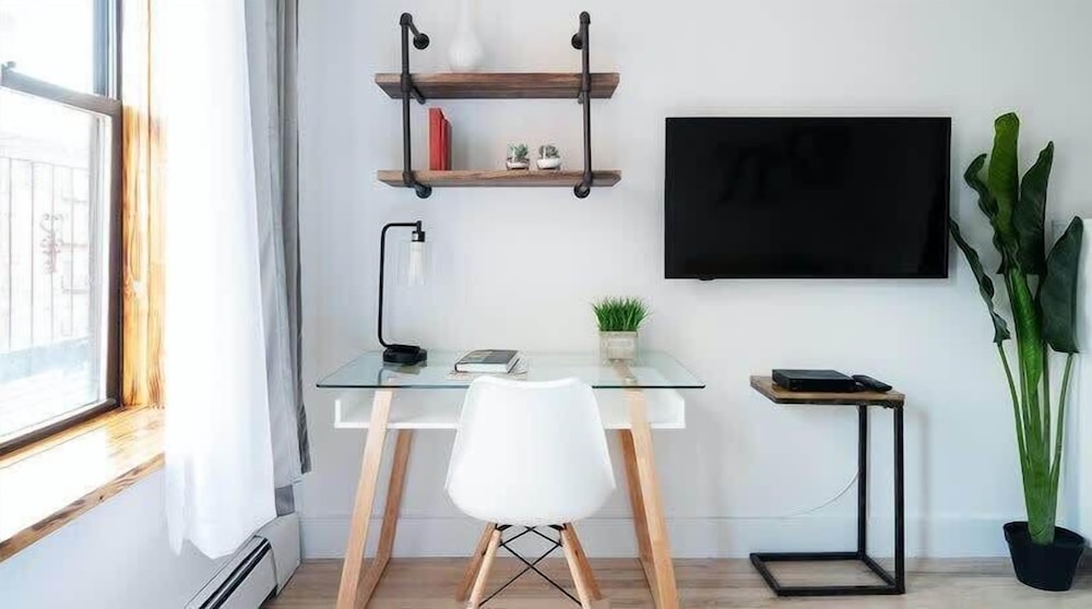 1597 New York Apt