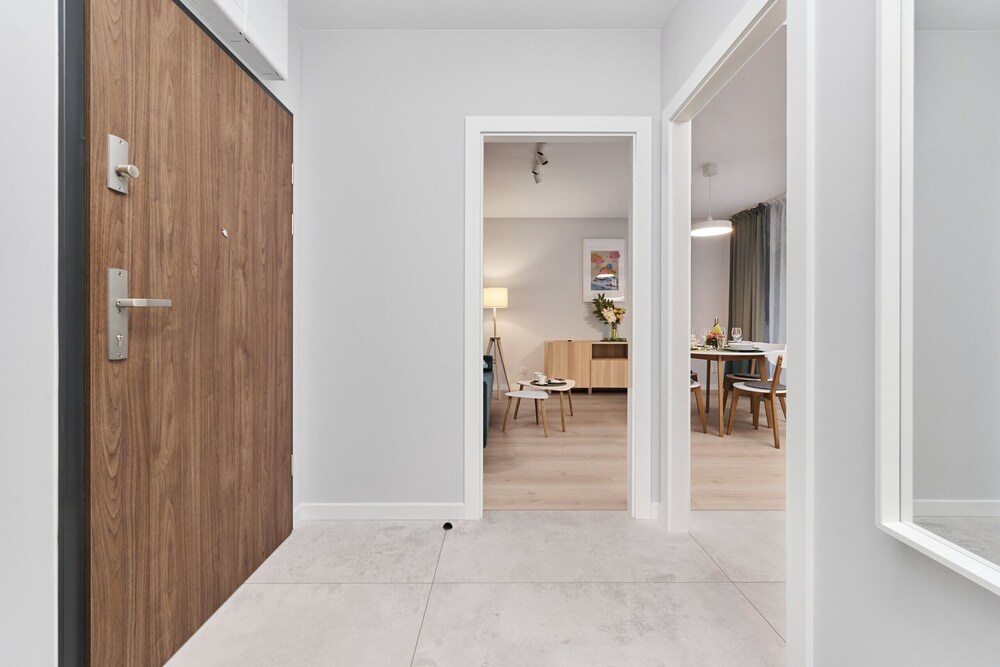 Wrocław Apartment Gwiaździsta by Renters view 5