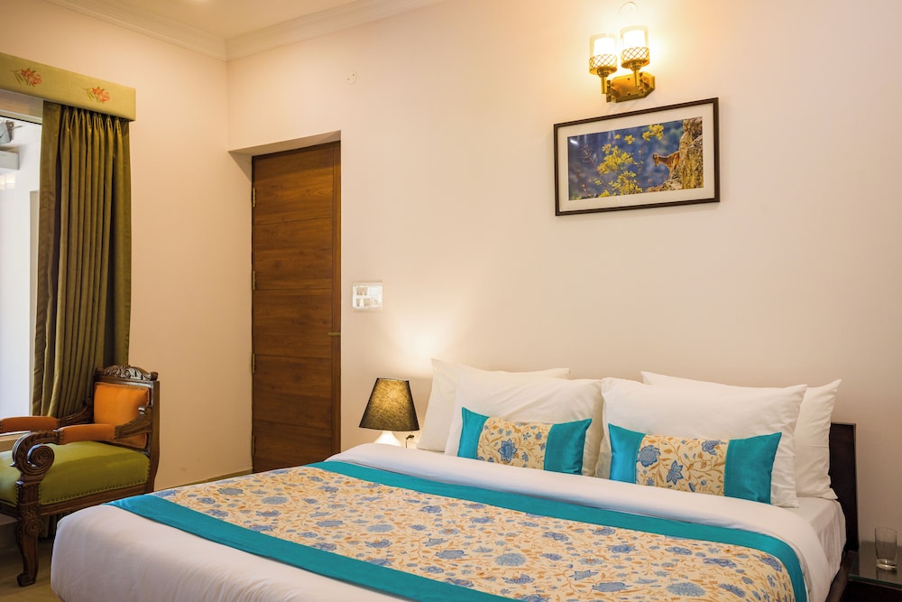 Alaya Stays Captains Nest 3 BHK Retreat With Garden & Scenic Views