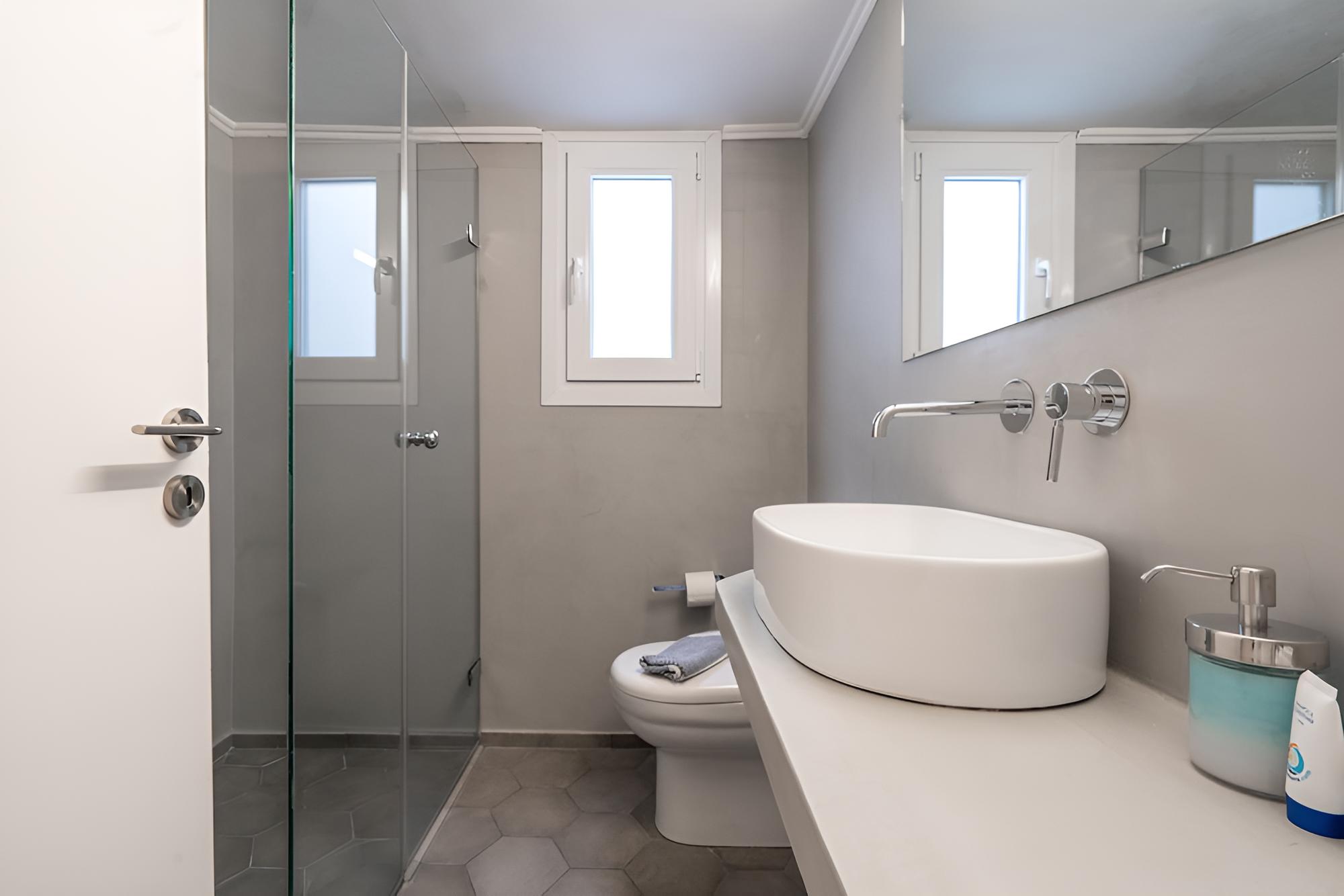 Zan Moreas Beautiful Apt in Koukaki