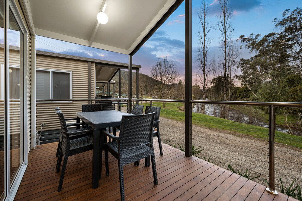 Bright Riverside Holiday Park