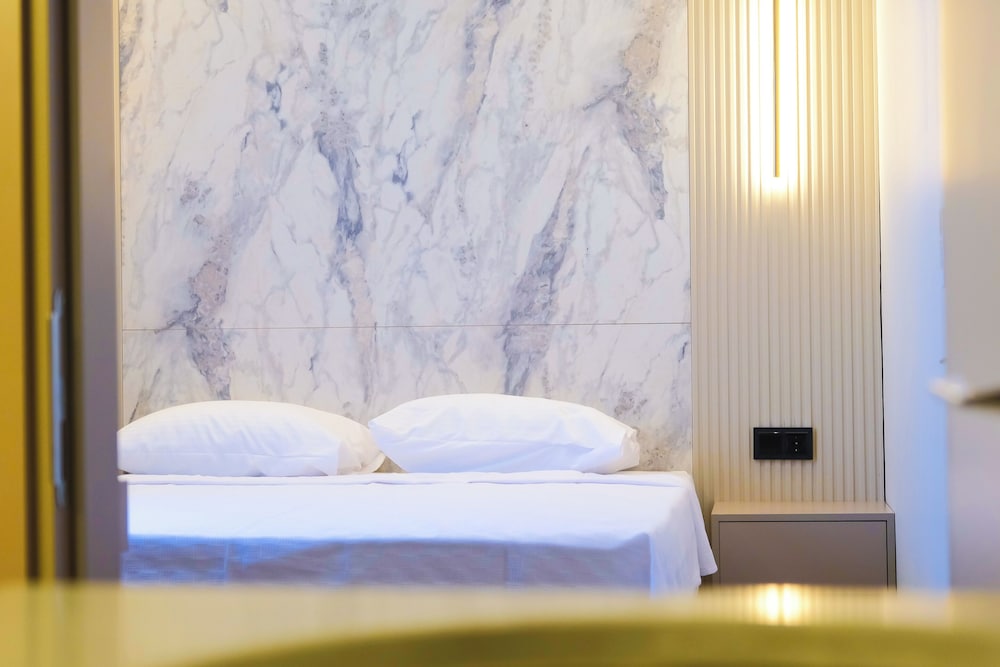 Solmare Suites