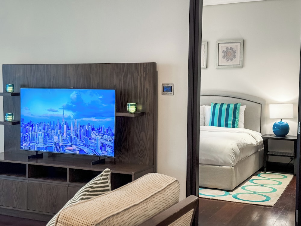 Resort Apartments - Royal Amwaj North
