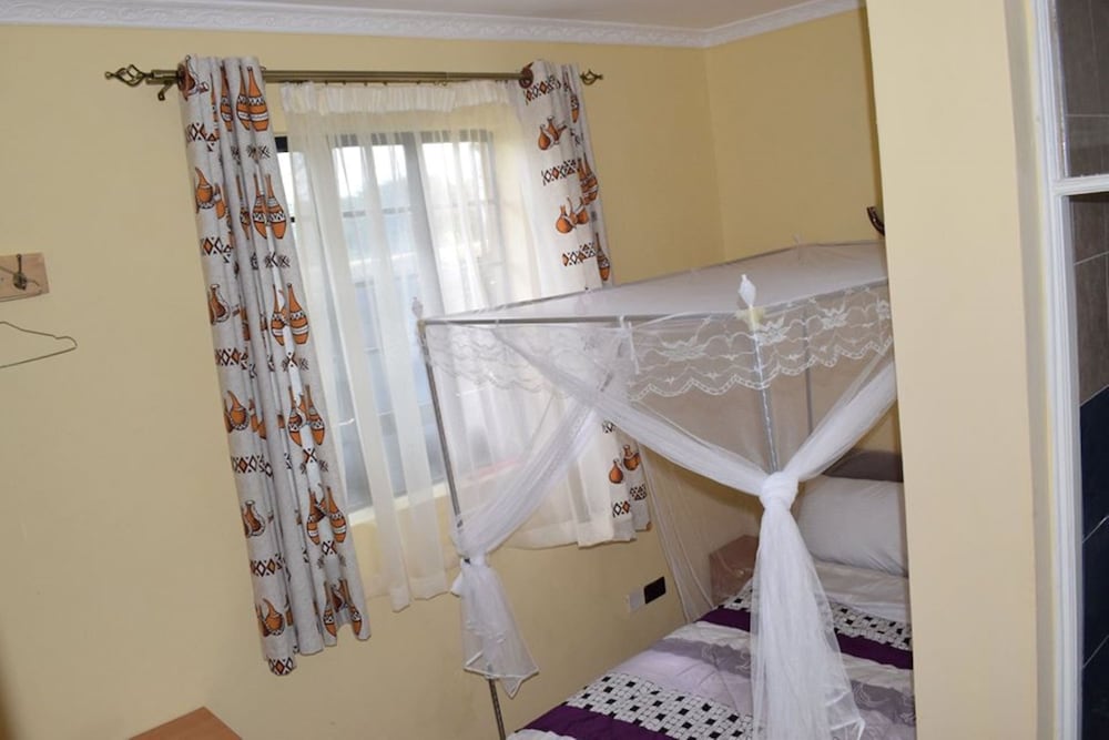 Reconfort Villa Guest House view 5