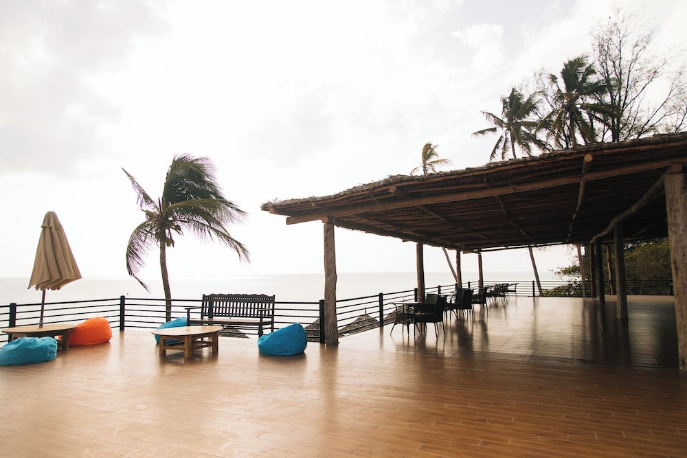 Royal Mandarin Hotel & Resort