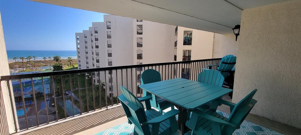 Worthing Vacations - The Enclave - Property Image 54