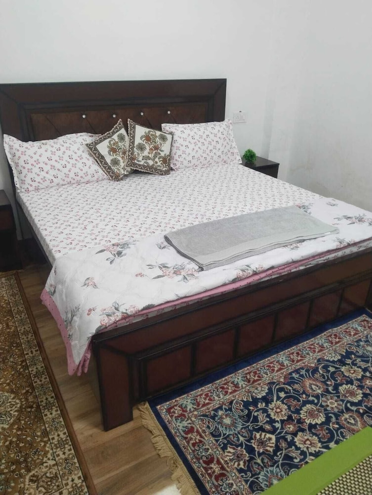 Bushahri Homestay