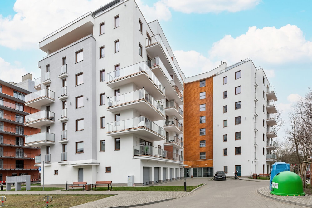 Solna Island Apartments by Renters view 3