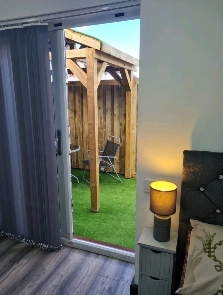 Charming 1-bed Apartment in Peebles view 4