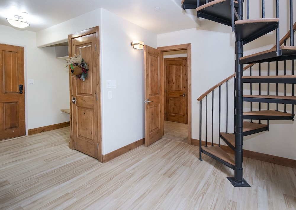 Townsend Place B307 2 Bedroom Condo