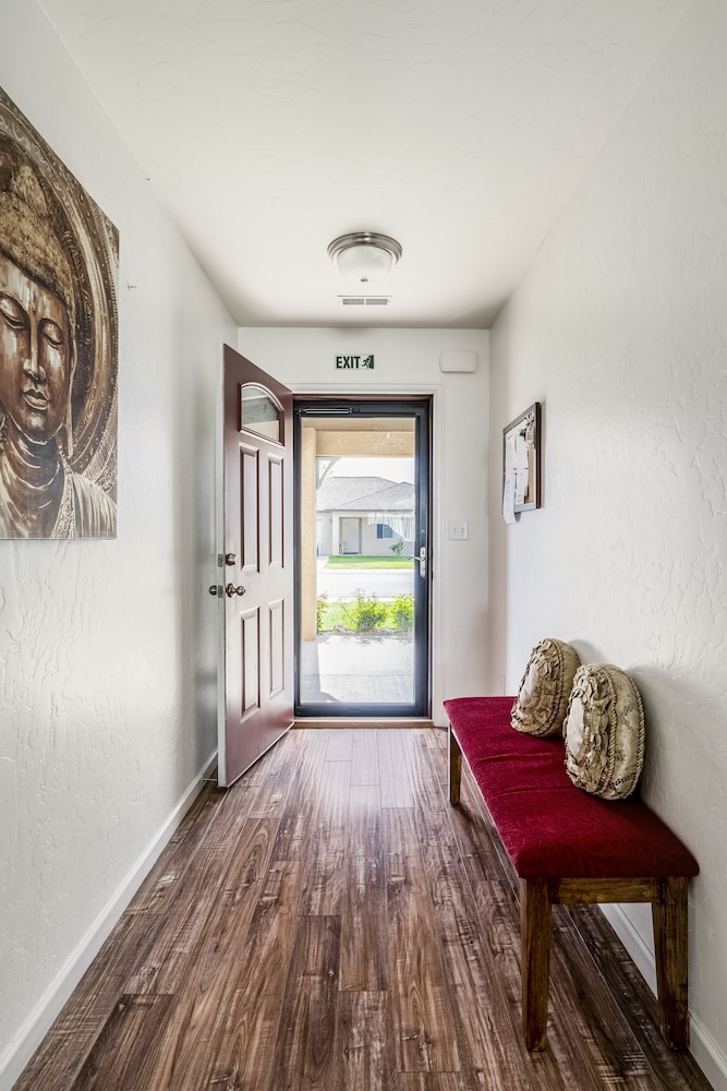 Canyon View Oasis 3 Bedroom Home