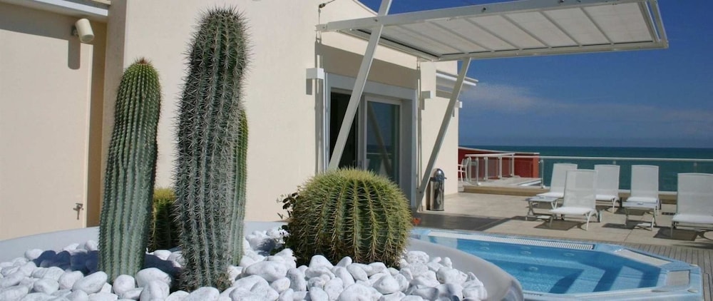 Valentino Resort