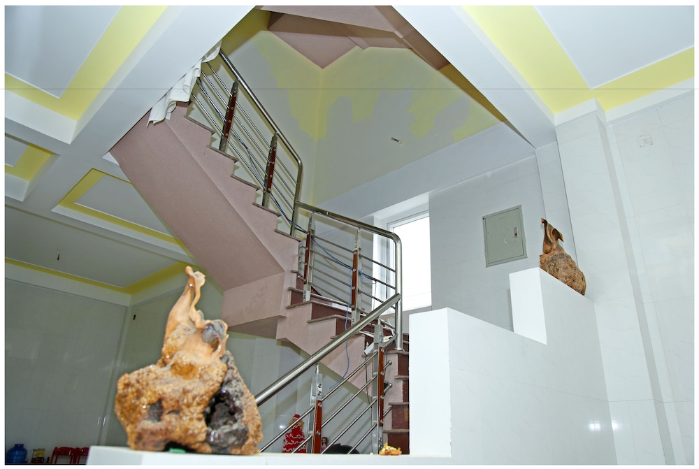 Hoan Chau Homestay - Hostel