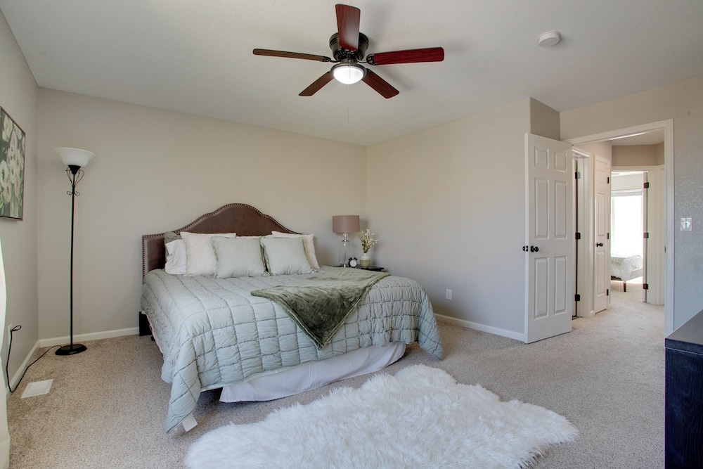 17 Mi to Dtwn Denver: Family Home w/ Private Yard