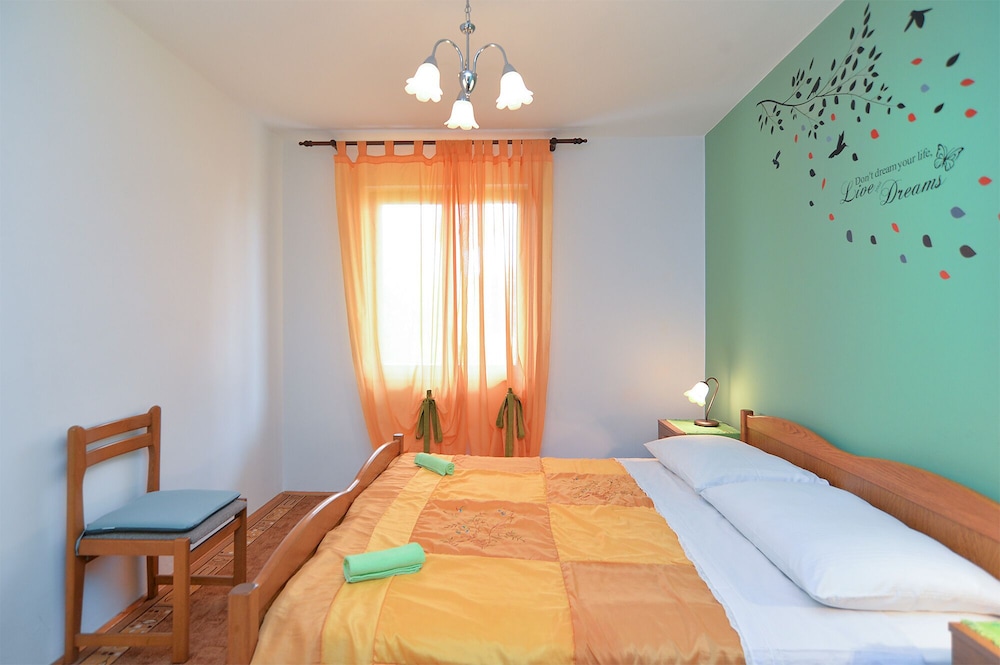 Apartment 745 view 2