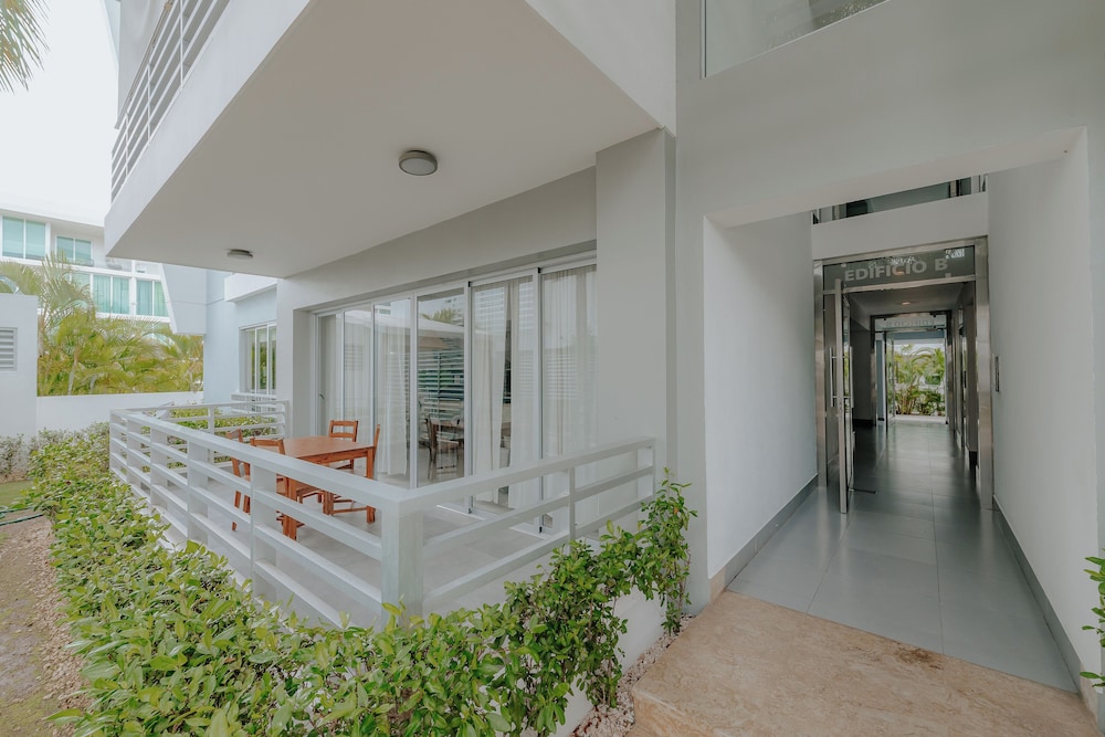 Lumina at Palms Punta Cana Village view 2