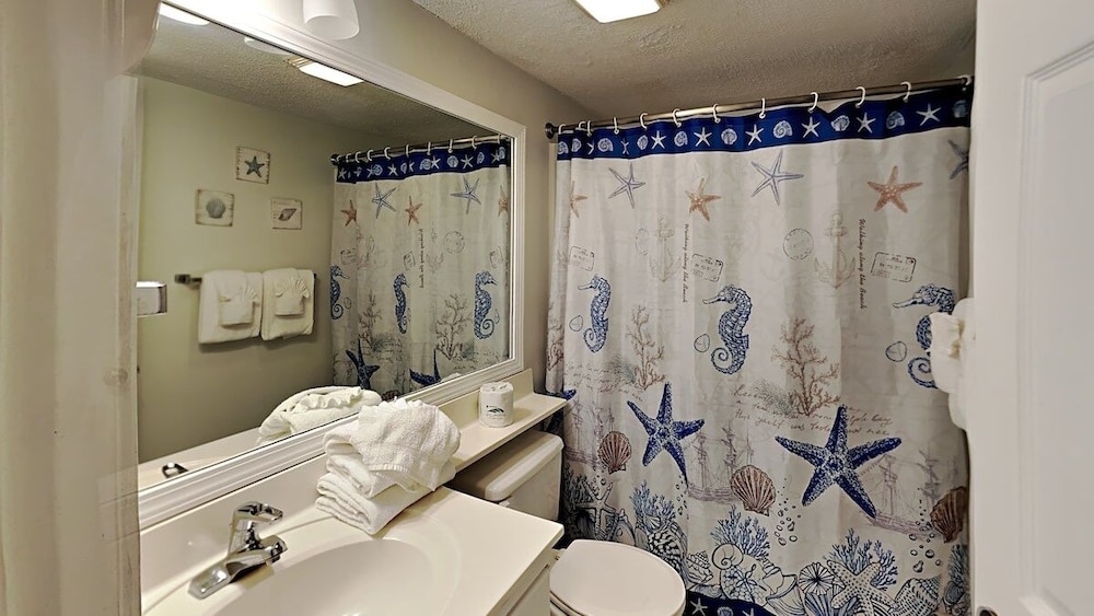 Sands Beach Club 515 2 Bedroom Condo