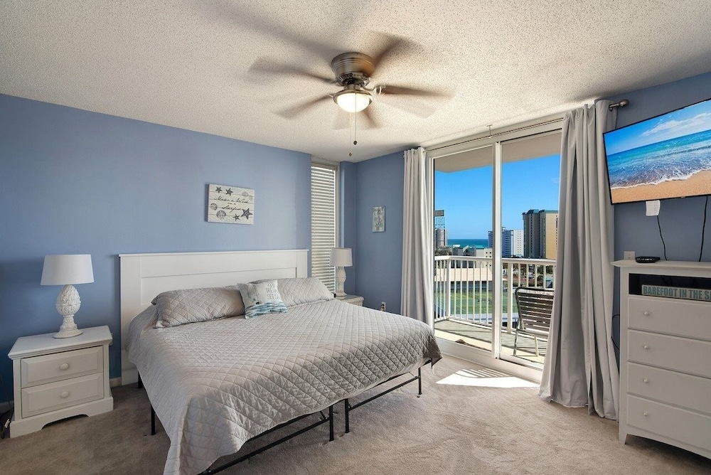 Terrace At Pelican Beach 0907 3 Bedroom Condo view 4