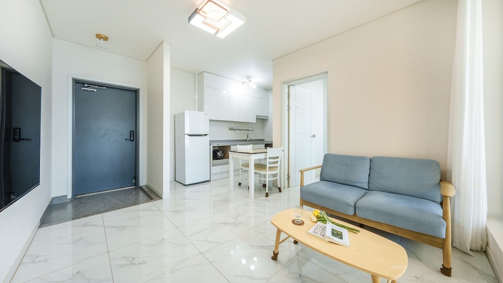 Yeosu Stay Raonpine Spa Pension