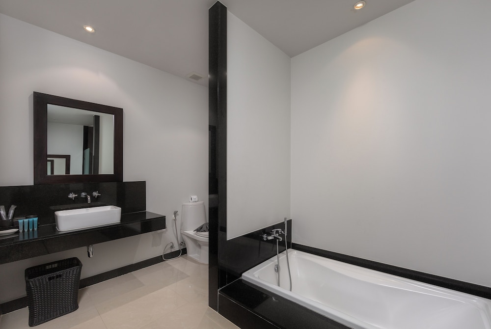 Onyx Villas by TropicLook
