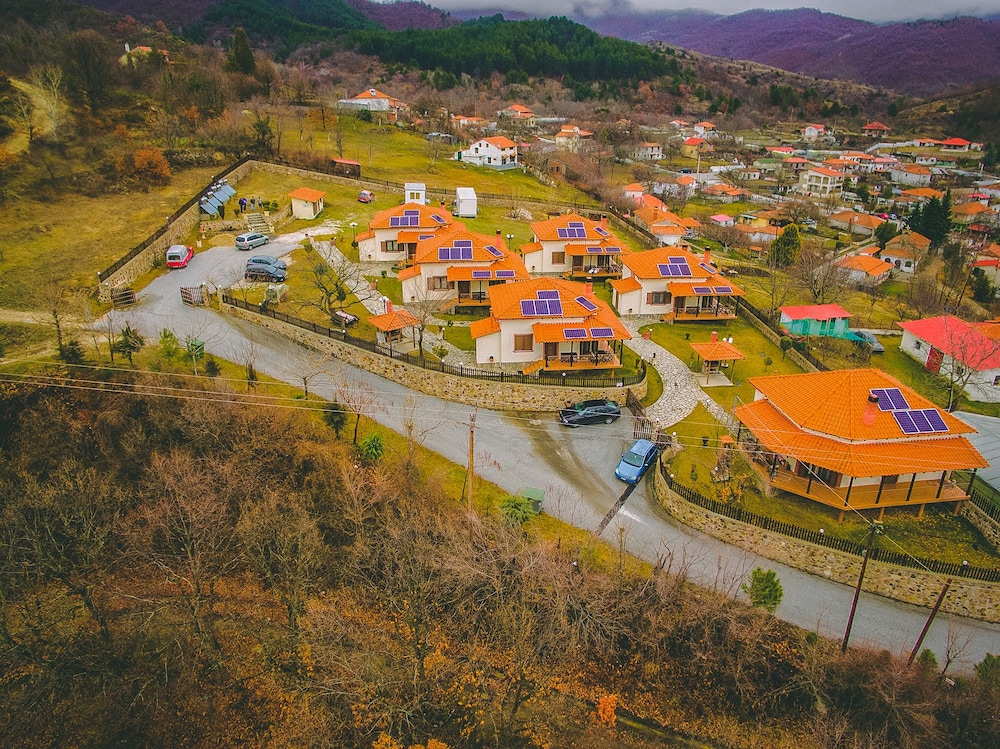 Karyon Apartments