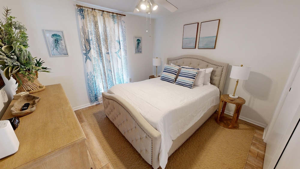 Sandpiper Cove 0022 3 Bedroom Condo