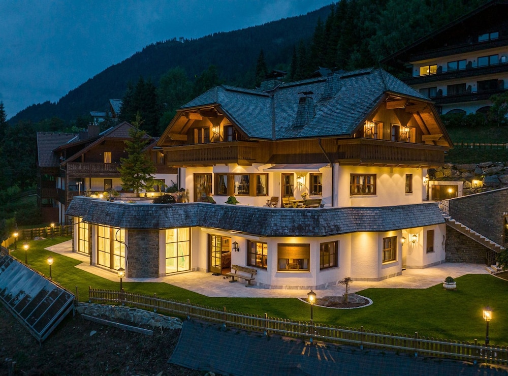 Bad Kleinkirchheim Lush and Spacious Villa With Indoor Pool and Wellness