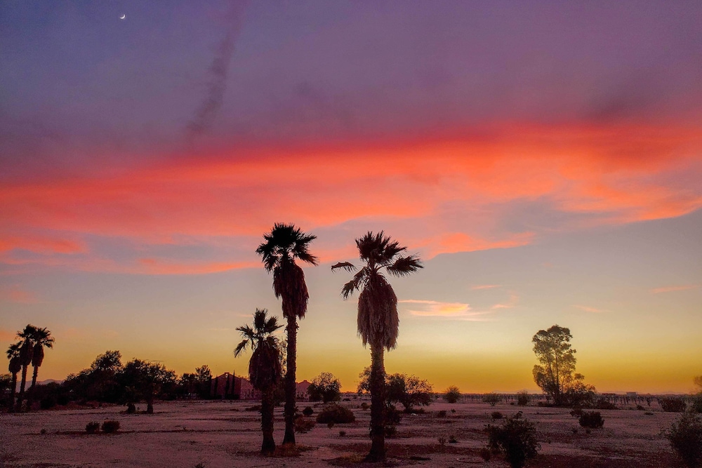 Rejuvenating Retreat w/ Ideal Eloy Location!