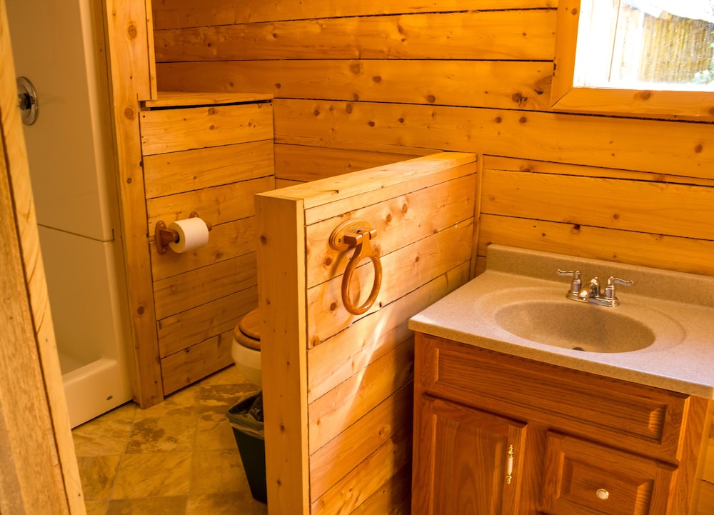 Midnight Sun Log Cabins