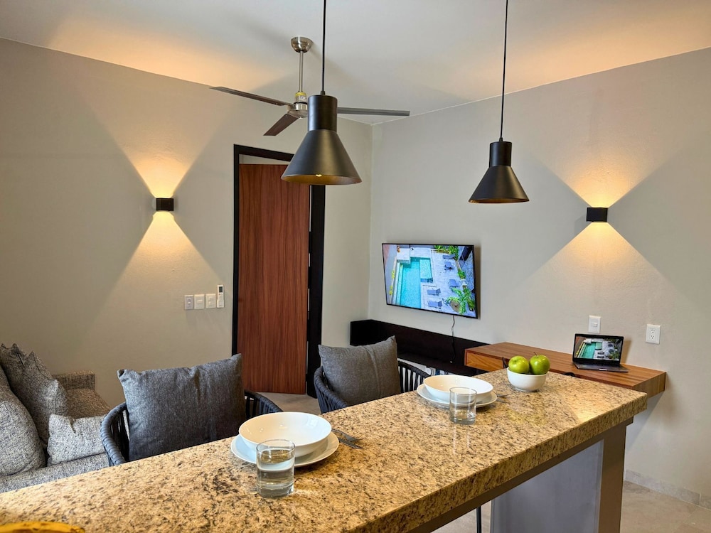 Rooms M