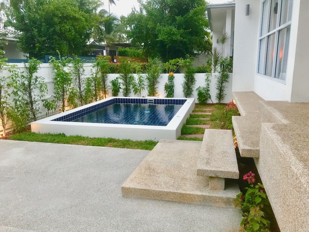 2 Bedroom Luxury House near Beach SDV002 By Samui Dream Villas