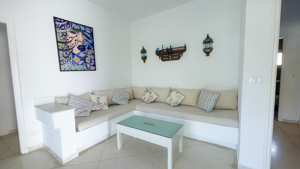 Residence Jannet Oasis Pour 16 en Bord de mer