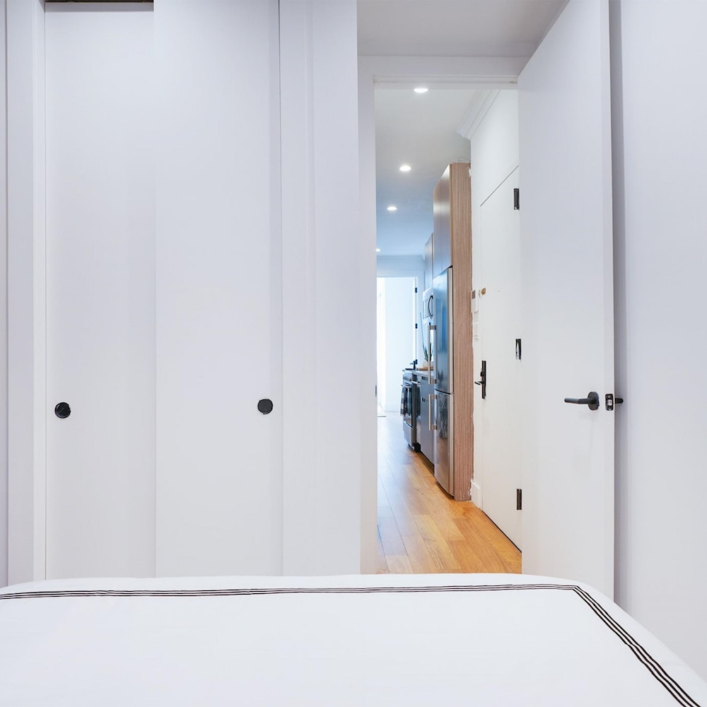1288-5fs New Renovated 2 Bedrooms in UES