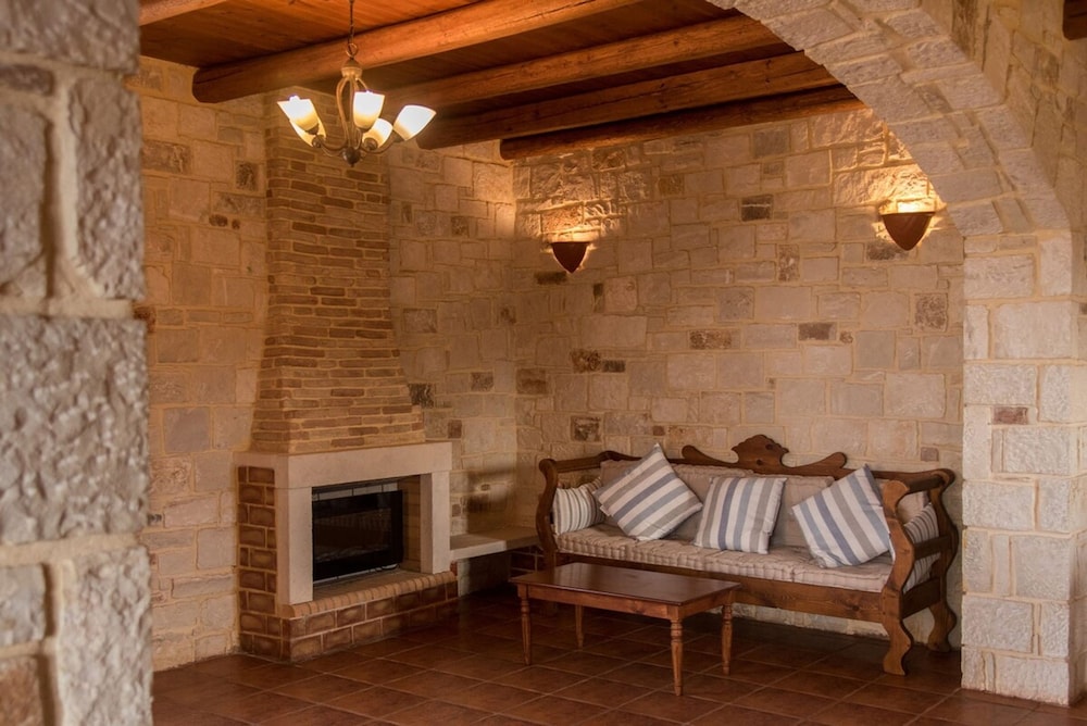 Ydria Villa C Stonebuild