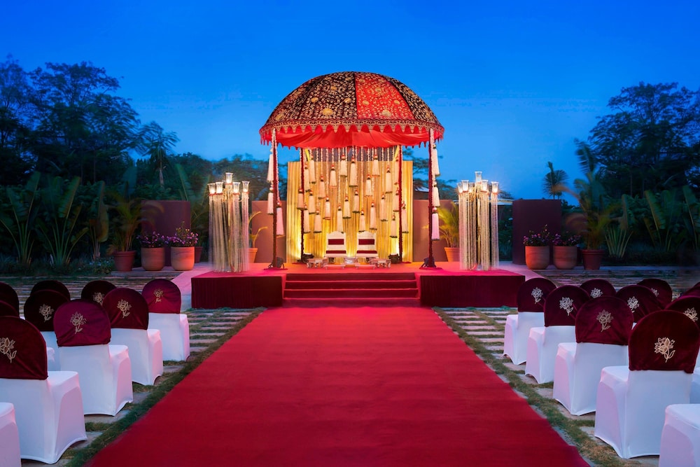 Mumbai Vacations - JW Marriott Mumbai Sahar - Property Image 2