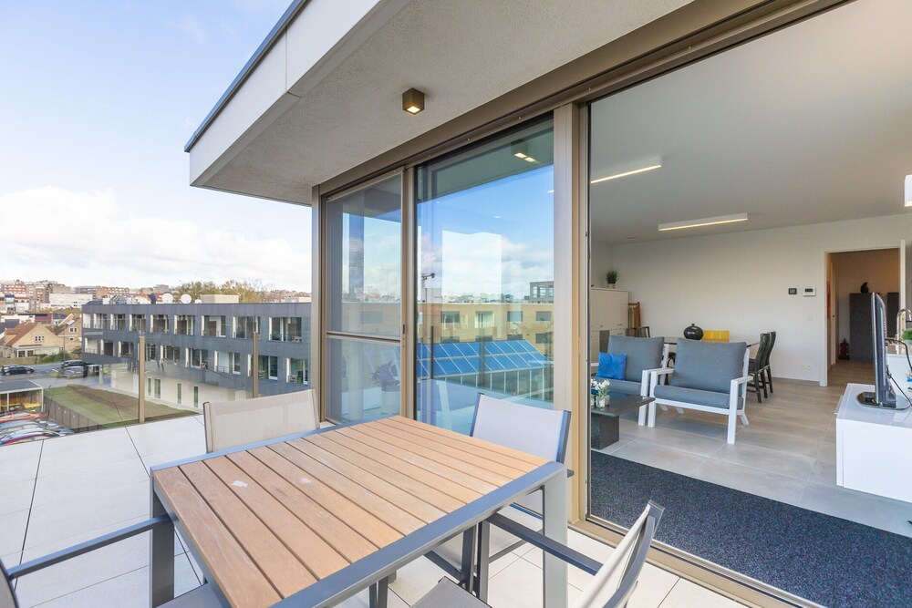 Newly Built Flat Near the City Centre